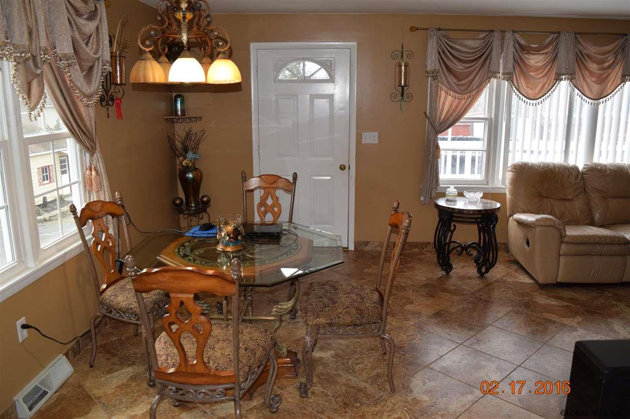 47 Island View Road Colonie, NY 12047 - Photo 10 of 22 Photo 10