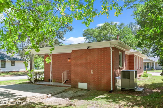 $155,000 | 700 South Pine Street, Rocky Mount, NC 27803