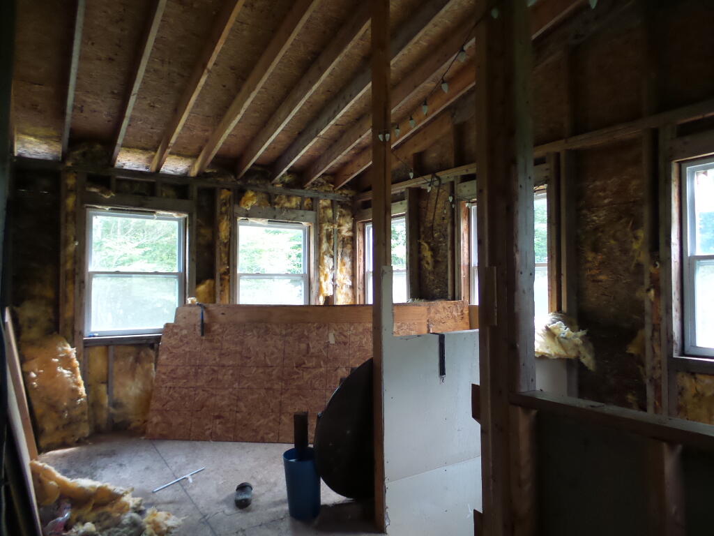 203 Deer Hill Road China, ME 04358 - Photo 11 of 18 Entry