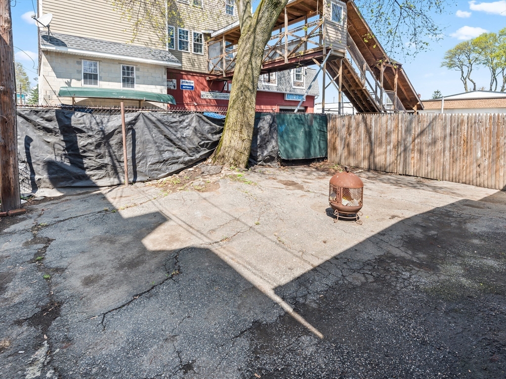 549 Cambridge Street Worcester, MA 01610 - Photo 22 of 22 a view of roof deck