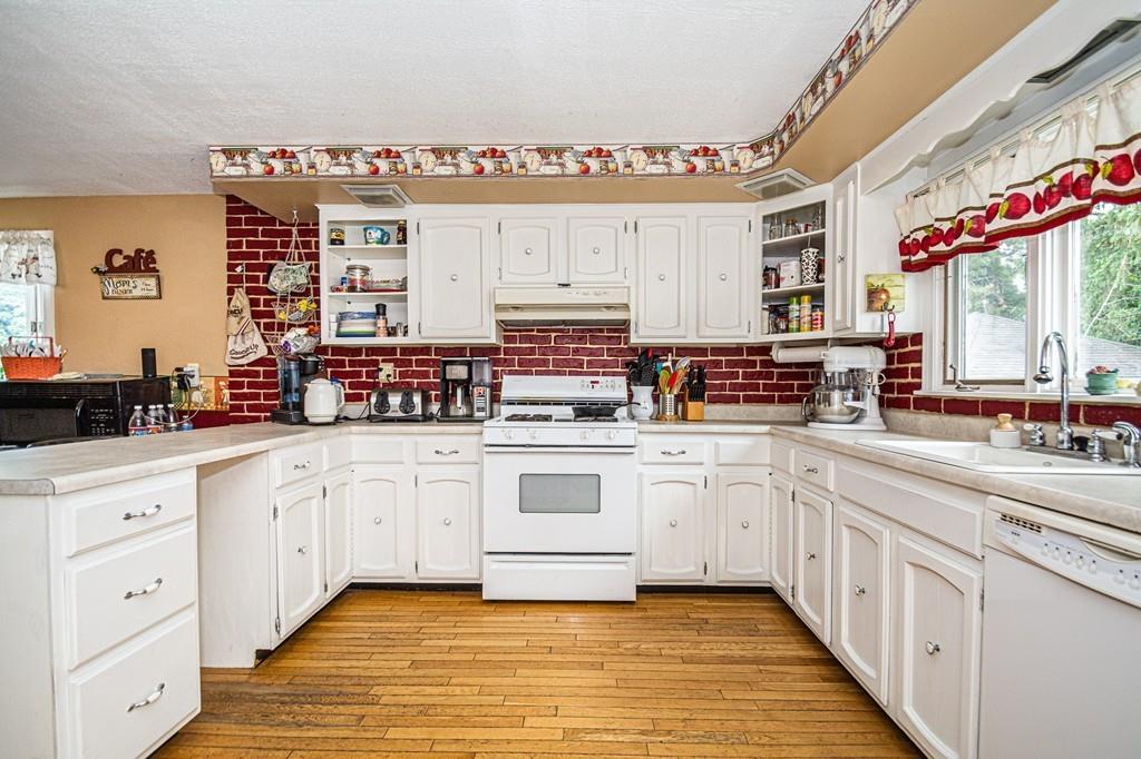 31 Pilgrim Road Haverhill, MA 01832 - Photo 11 of 26 Gallery Image 11