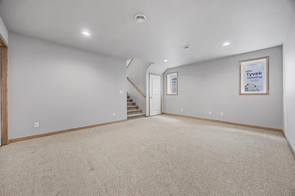 $574,900 | 8479 61st Street South, Horace, ND 58047