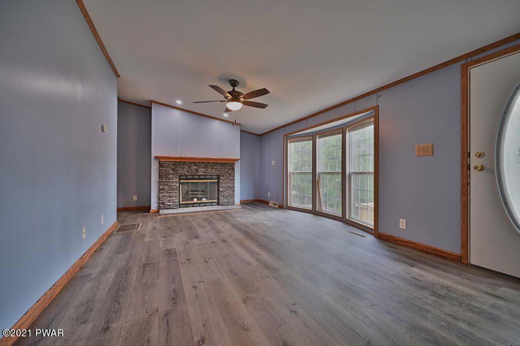 33 Oakview Lane Waymart, PA 18472 - Photo 9 of 65