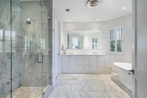 $2,650,000 | 3703 Northeast 199th Street, Aventura, FL 33180