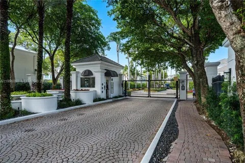 $2,650,000 | 3703 Northeast 199th Street, Aventura, FL 33180