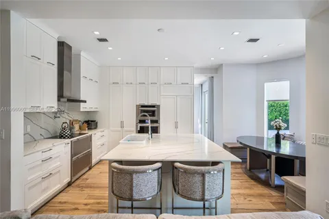 $2,650,000 | 3703 Northeast 199th Street, Aventura, FL 33180