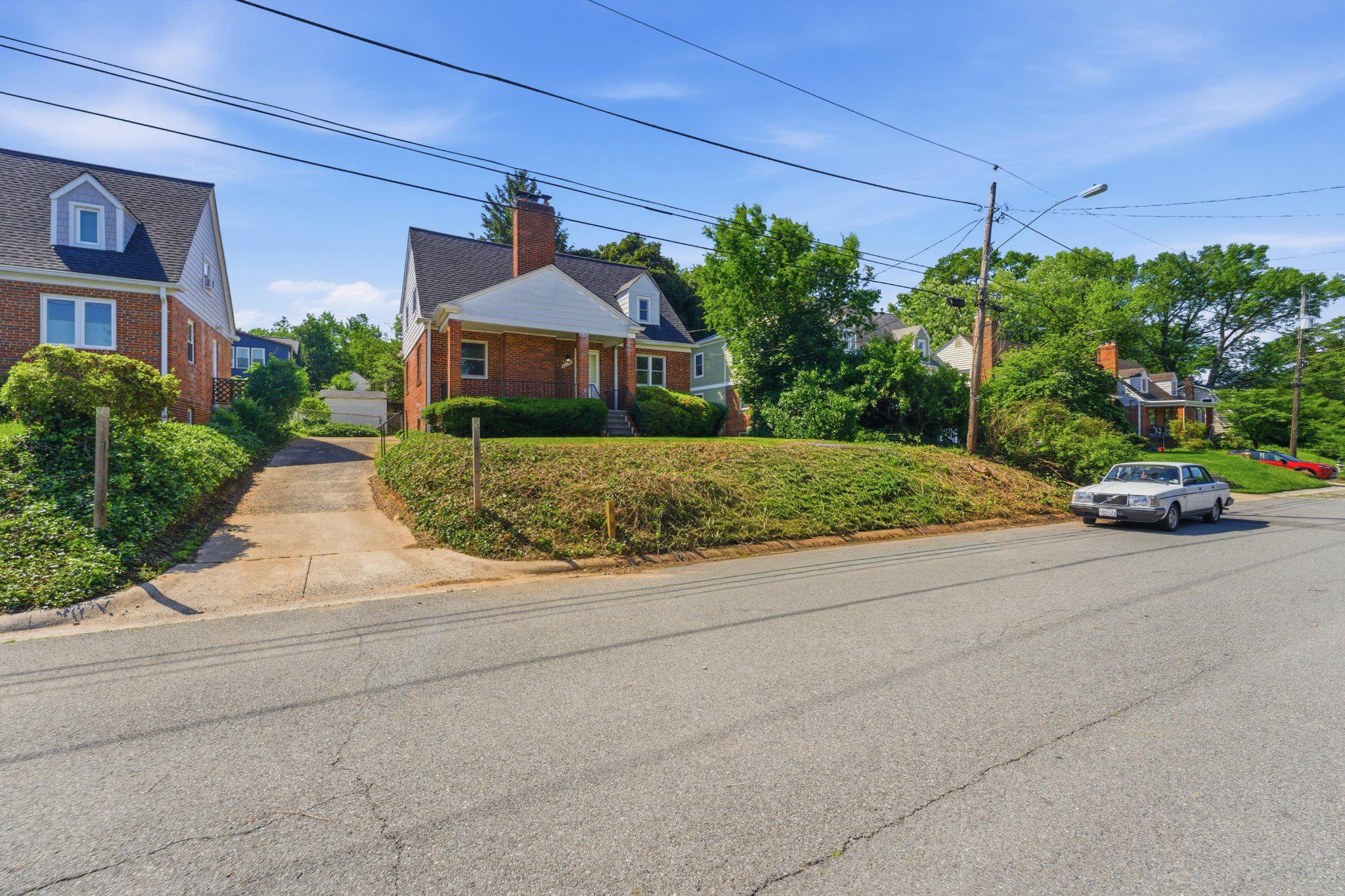 10143 Dallas Avenue Silver Spring, MD 20901 - Photo 6 of 49 Front Exterior