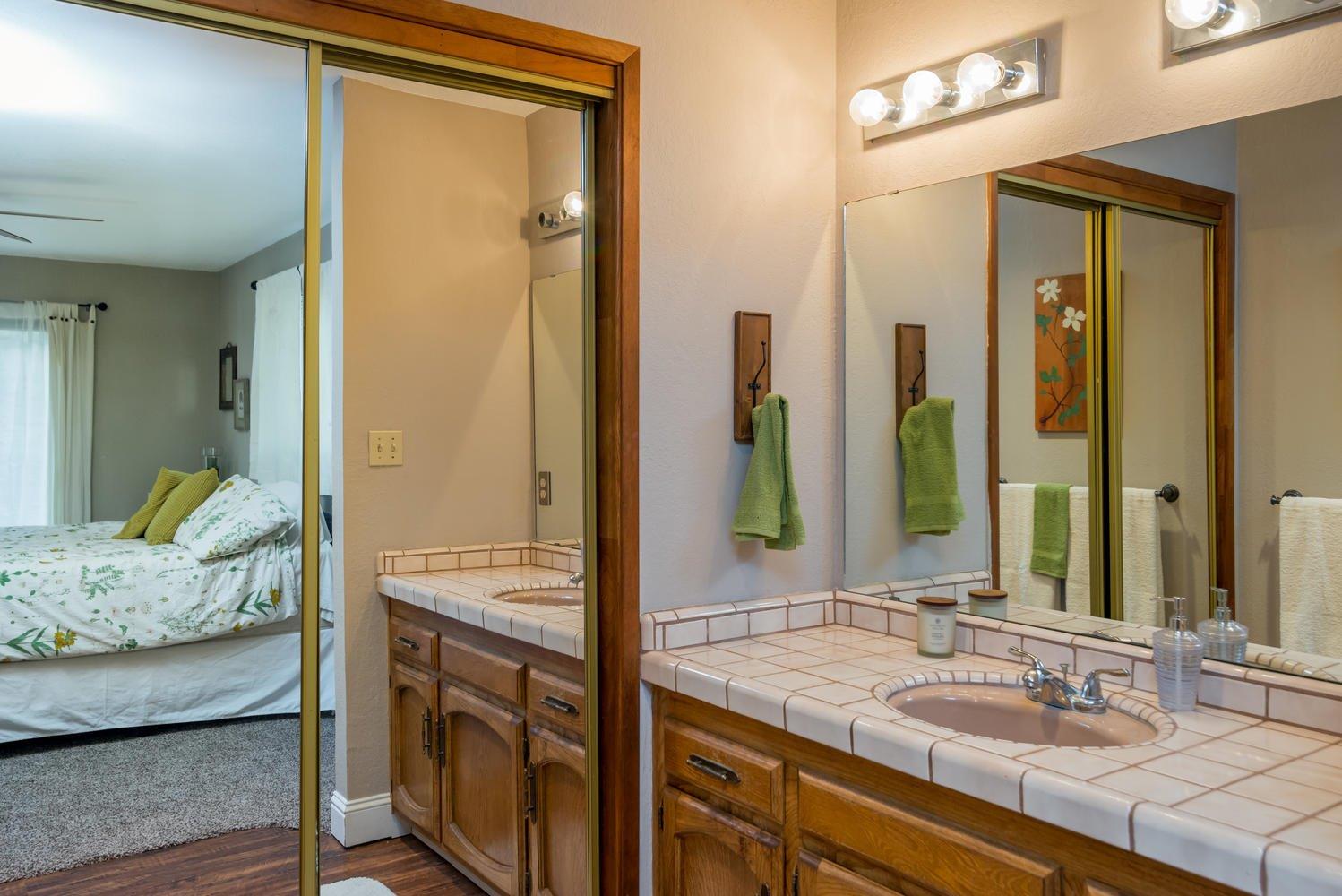 27152 Twin Ponds Road Clovis, CA 93619 - Photo 18 of 38 Gallery Image 18