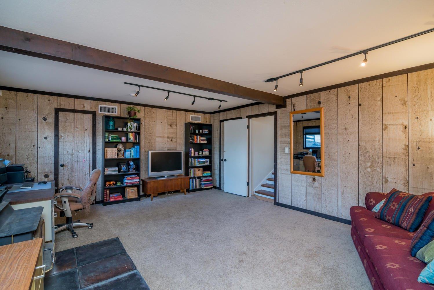 27152 Twin Ponds Road Clovis, CA 93619 - Photo 21 of 38 Gallery Image 21
