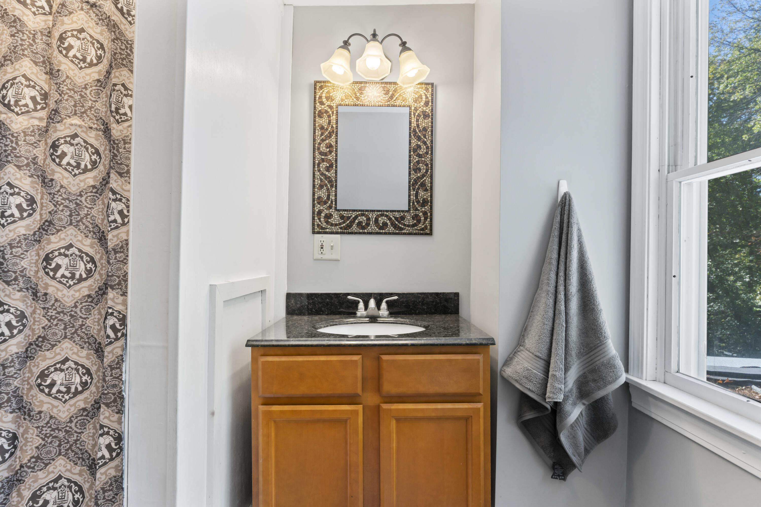 414 Harrison Road Naples, ME 04055 - Photo 32 of 70 Counter