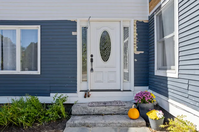 $399,000 | 414 Harrison Road, Naples, ME 04055