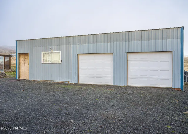 $383,000 | 1421 Conrad Road, Selah, WA 98942