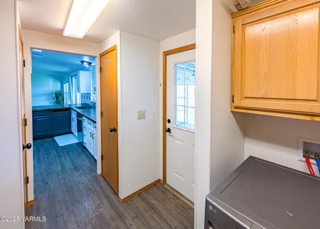 $383,000 | 1421 Conrad Road, Selah, WA 98942