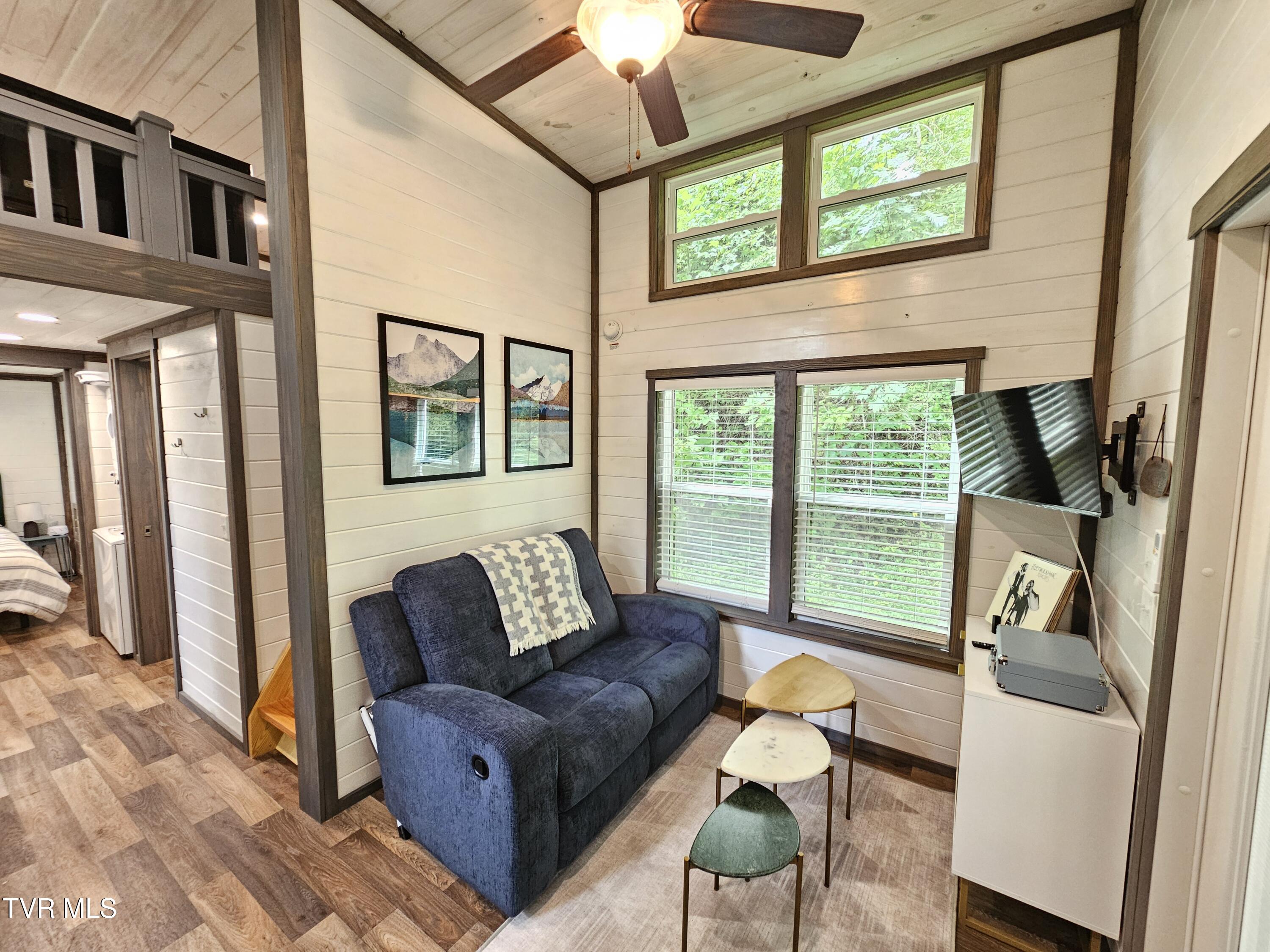 253 Mine Ridge Road Mountain City, TN 37683 - Photo 11 of 35 20260828_122123