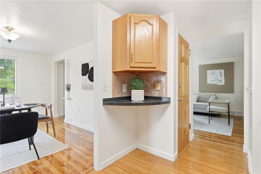 1204 Mifflin Road Pittsburgh, PA 15207 - Photo 16 of 37 Gallery Image 16