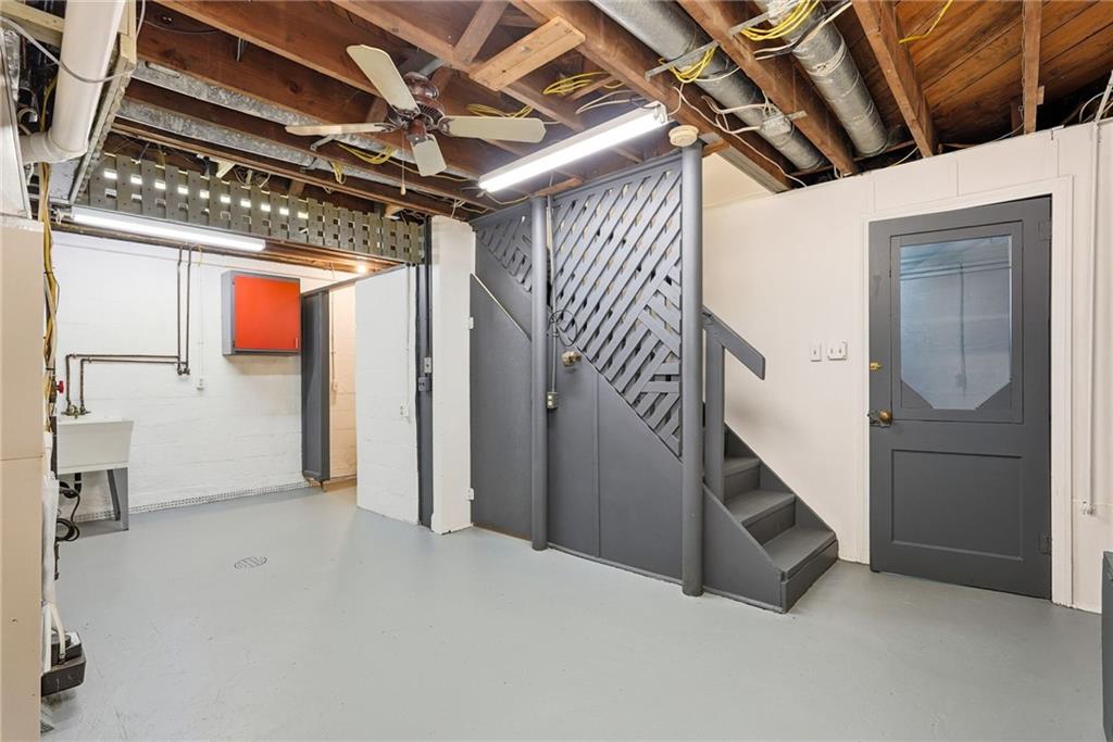 1204 Mifflin Road Pittsburgh, PA 15207 - Photo 33 of 37 Gallery Image 33