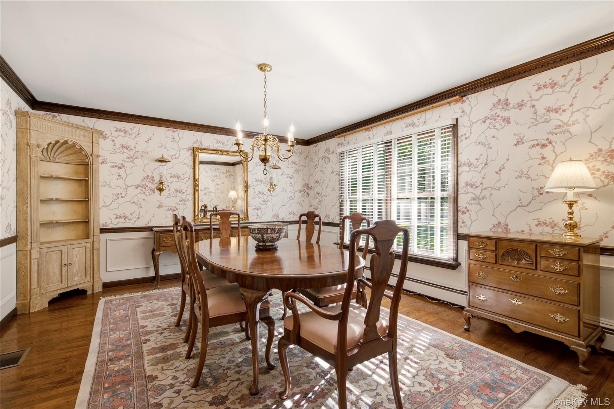 54 Snake Hill Road Cold Spring Harbor, NY 11724 - Photo 14 of 39