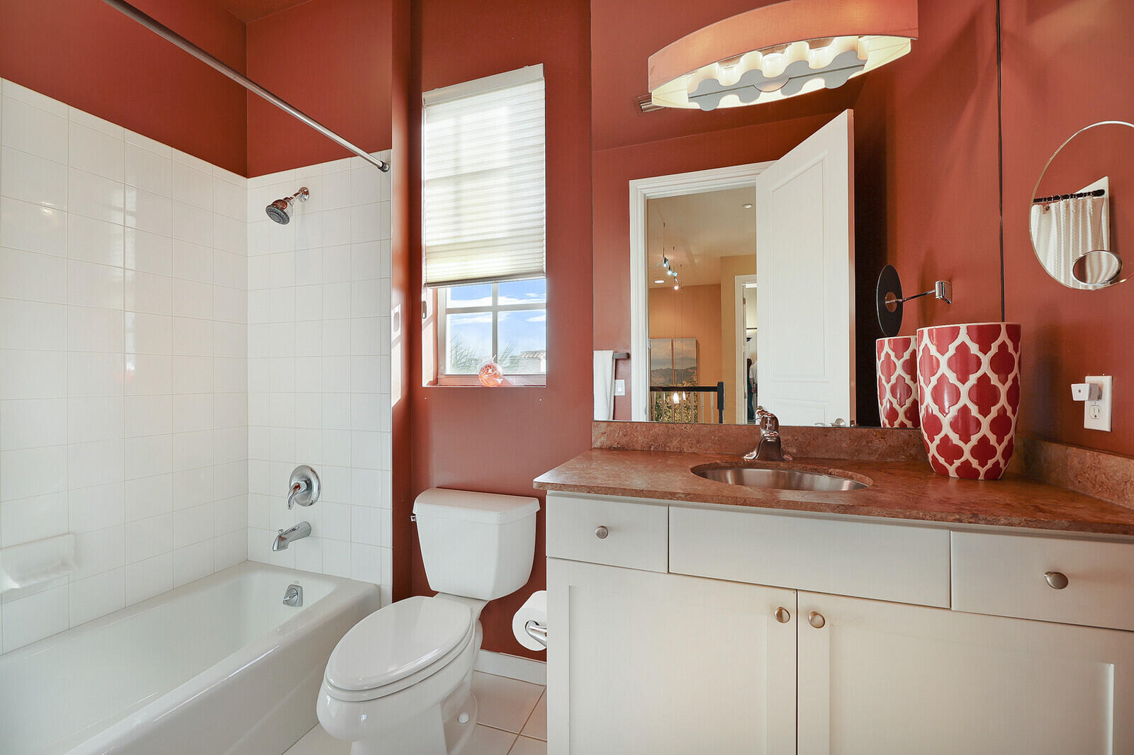 604 Renaissance Way Delray Beach, FL 33483 - Photo 23 of 54 3rd floor guest bath