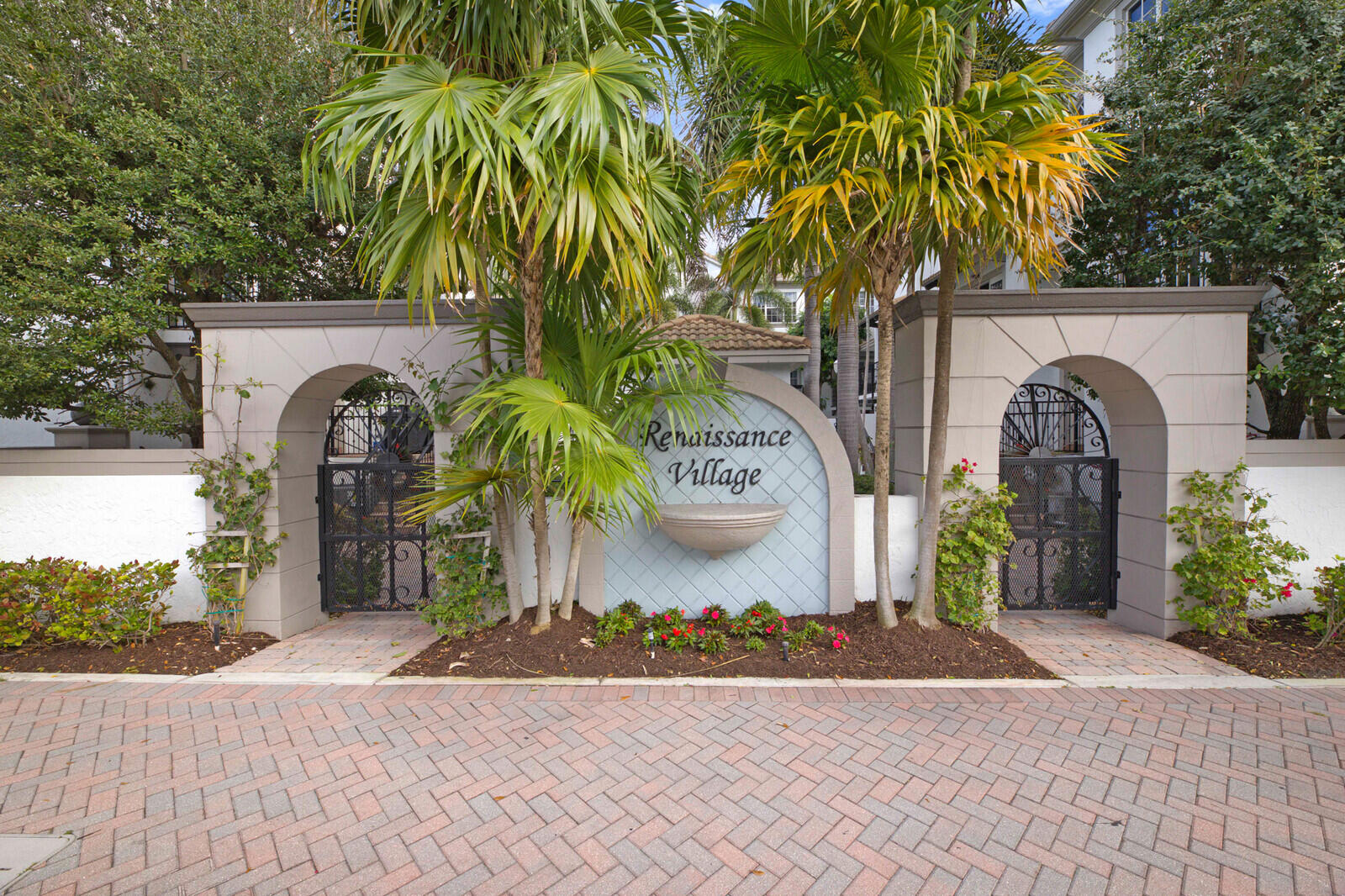 604 Renaissance Way Delray Beach, FL 33483 - Photo 31 of 54 pool entrance