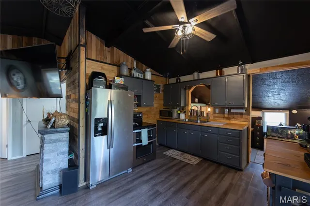 $199,900 | 50 Indian Hills Drive, Cuba, MO 65453