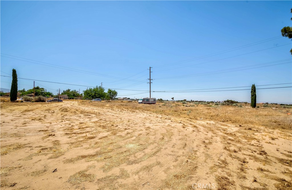 7127 Phelan Road Phelan, CA 92371 - Photo 41 of 44 a bathroom with a sink