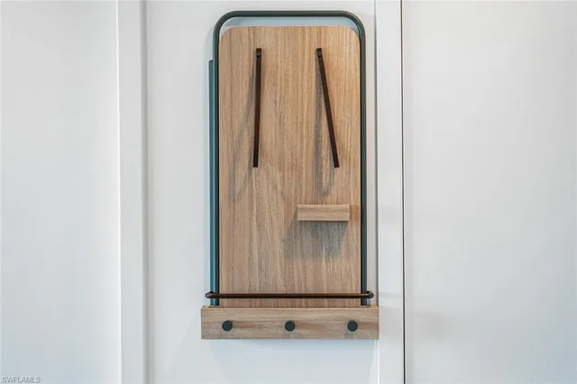 a close view of a plant in a bathroom