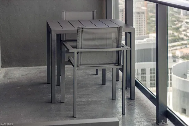 $6,800 | 159 Northeast 6th Street, Unit 5101, Miami, FL 33132