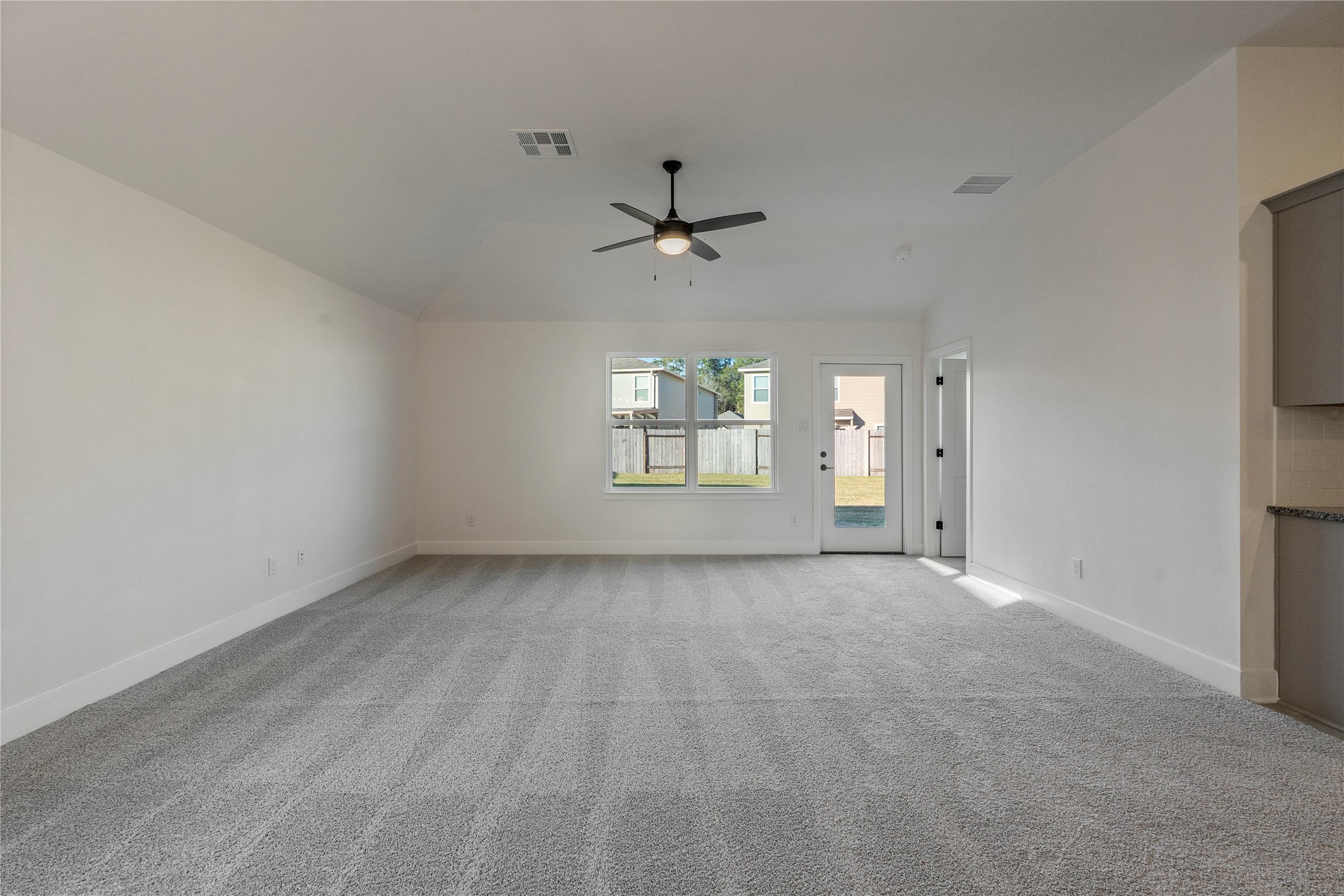 10611 Ellerston Road Cleveland, TX 77327 - Photo 8 of 29