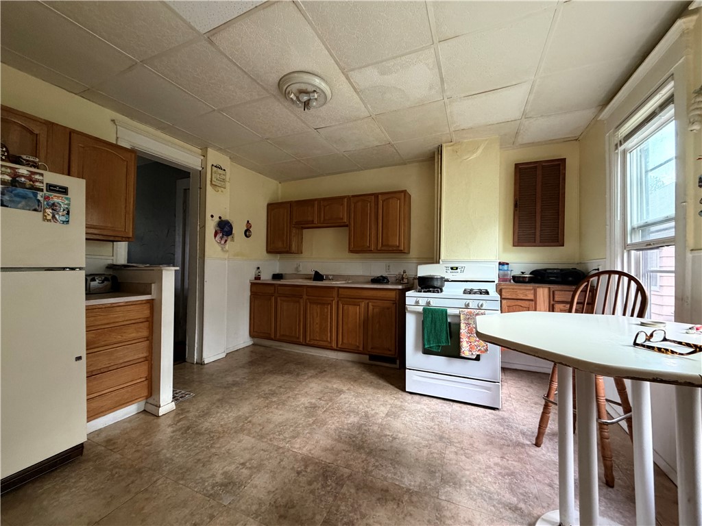 140 Masseth Street Rochester, NY 14606 - Photo 11 of 46 Gallery Image 11