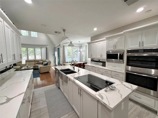 $1,198,000 | 59 Acorn Cluster Court, The Woodlands, TX 77381