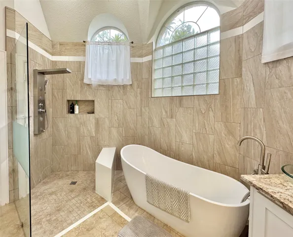 $1,198,000 | 59 Acorn Cluster Court, The Woodlands, TX 77381