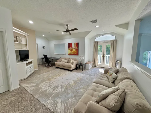 $1,198,000 | 59 Acorn Cluster Court, The Woodlands, TX 77381