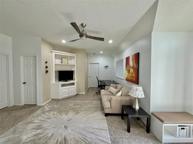 $1,198,000 | 59 Acorn Cluster Court, The Woodlands, TX 77381