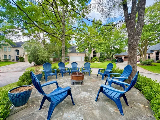 $1,198,000 | 59 Acorn Cluster Court, The Woodlands, TX 77381