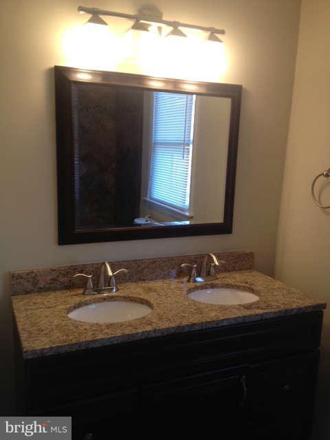 3006 Danville Road Brandywine, MD 20613 - Photo 7 of 11 Bath (Master)