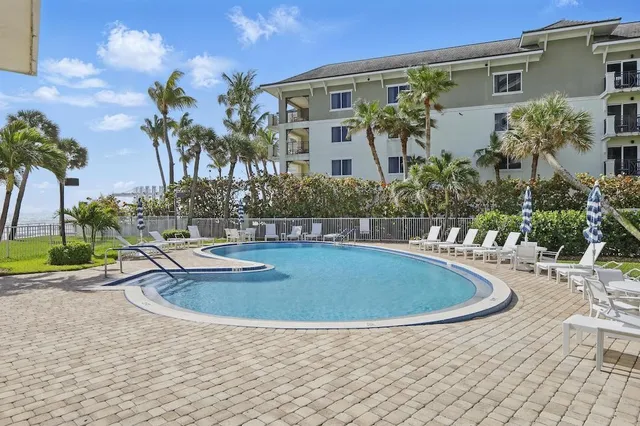 $4,500 | 3554 Ocean Drive, Unit 202S, Vero Beach, FL 32963