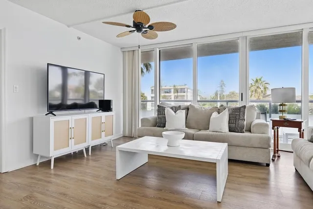 $4,500 | 3554 Ocean Drive, Unit 202S, Vero Beach, FL 32963