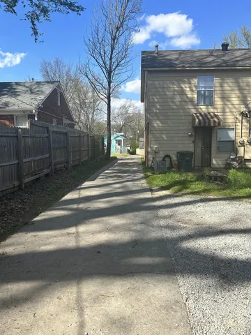 $1,150 | 3799 Carnes Avenue, Memphis, TN 38111