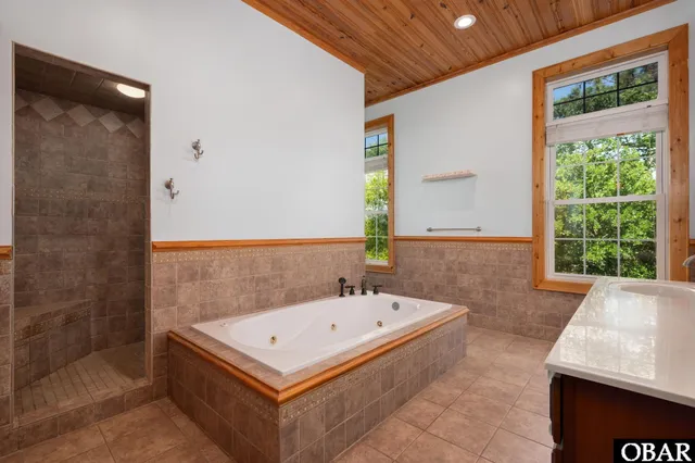 $1,100,000 | 266 Cahoon Road, Manns Harbor, NC 27953