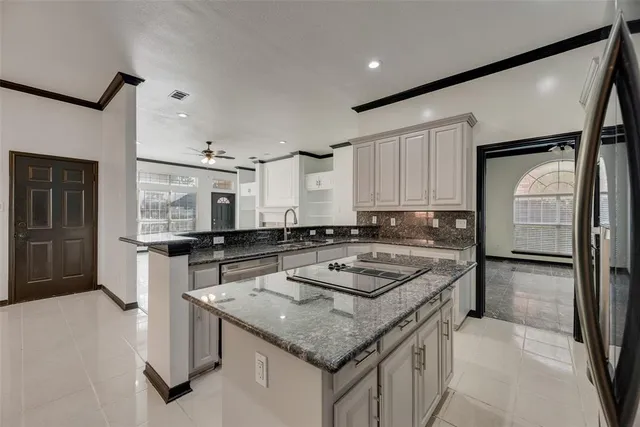 $3,000 | Undisclosed Address, Dallas, TX 75287