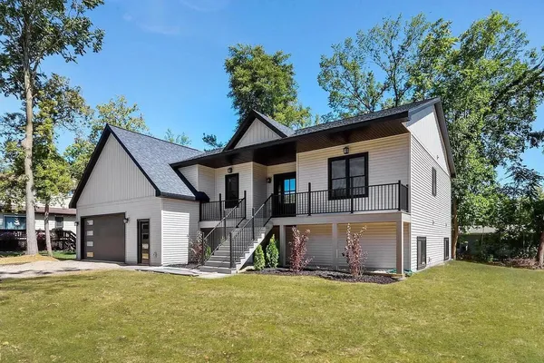 $849,900 | N3174 Poplar Road, Geneva, WI 53147