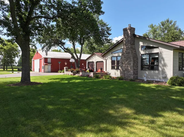 $760,000 | 8010 Center Street, Clear Lake, MN 55319