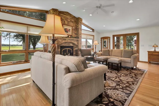 $760,000 | 8010 Center Street, Clear Lake, MN 55319