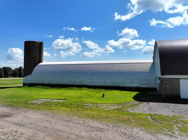 $760,000 | 8010 Center Street, Clear Lake, MN 55319