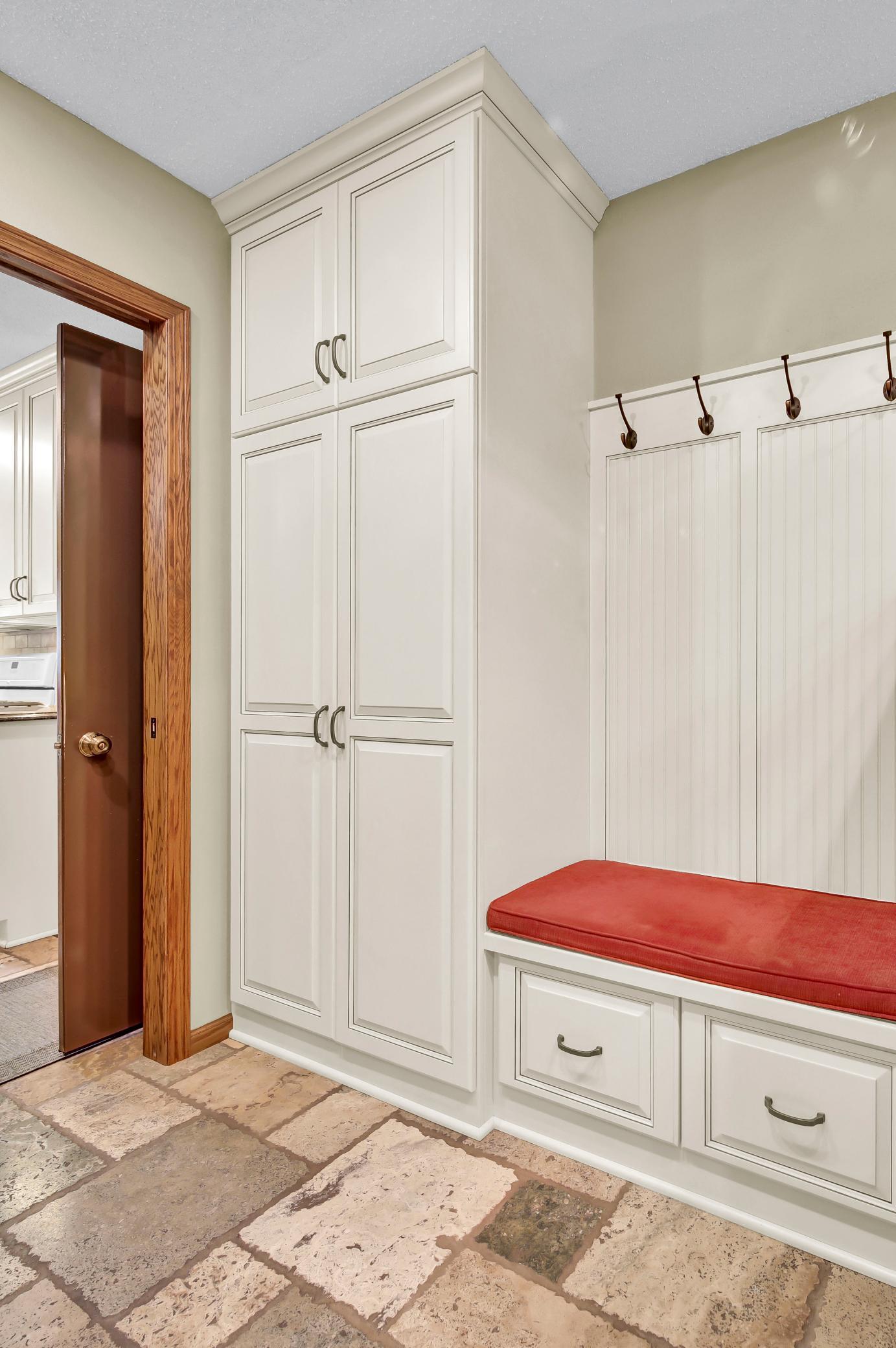 8010 Center Street Clear Lake, MN 55319 - Photo 10 of 38