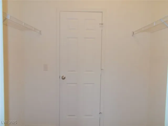 $1,100 | 3550 Bay Sands Drive, Unit 2088, Laughlin, NV 89029