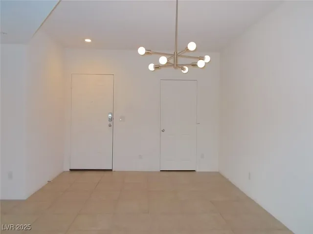 $1,100 | 3550 Bay Sands Drive, Unit 2088, Laughlin, NV 89029