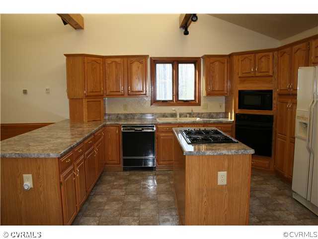 20212 Pony Farm Road Maidens, VA 23102 - Photo 4 of 13 Kitchen - 2nd view of Kitchen showing Island with