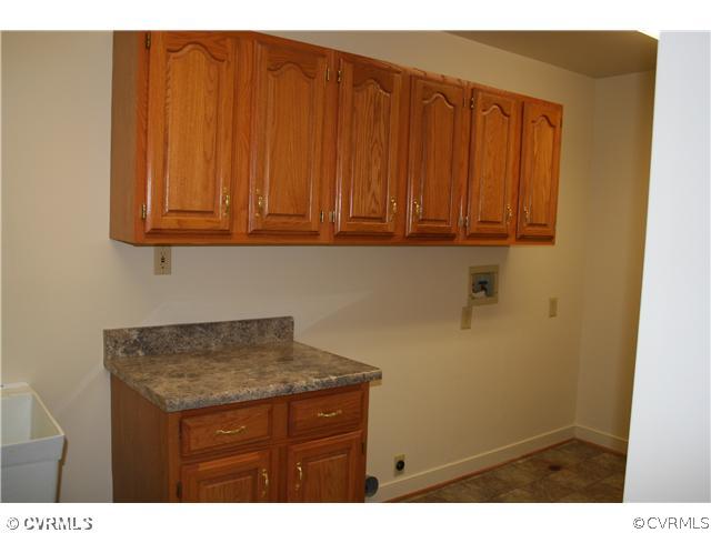 20212 Pony Farm Road Maidens, VA 23102 - Photo 6 of 13 Laundry - Utility room with Cabinets and folding c