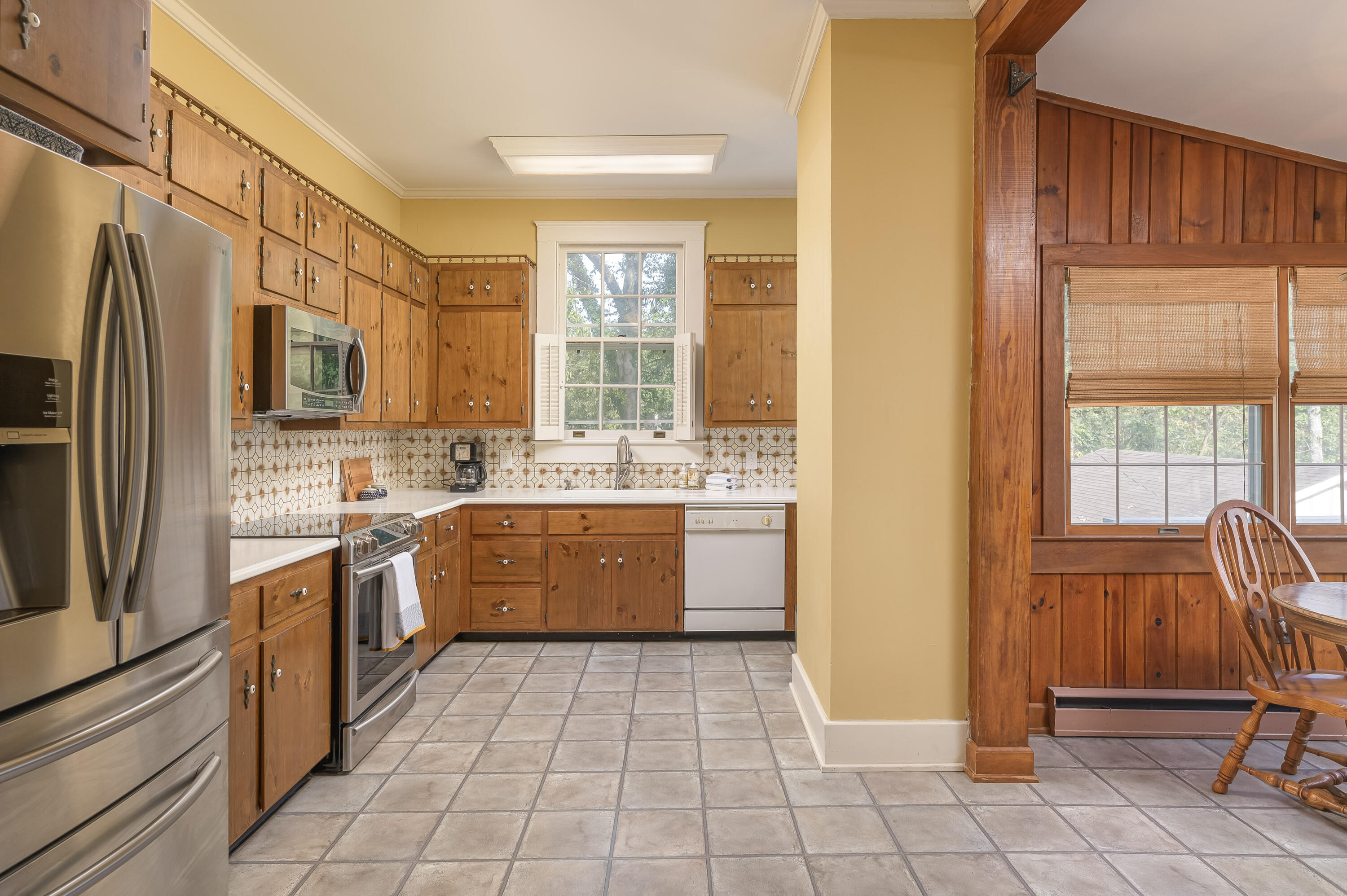 724-726 Dallas Road Chattanooga, TN 37405 - Photo 21 of 46 KITCHEN & BREAKFAST
